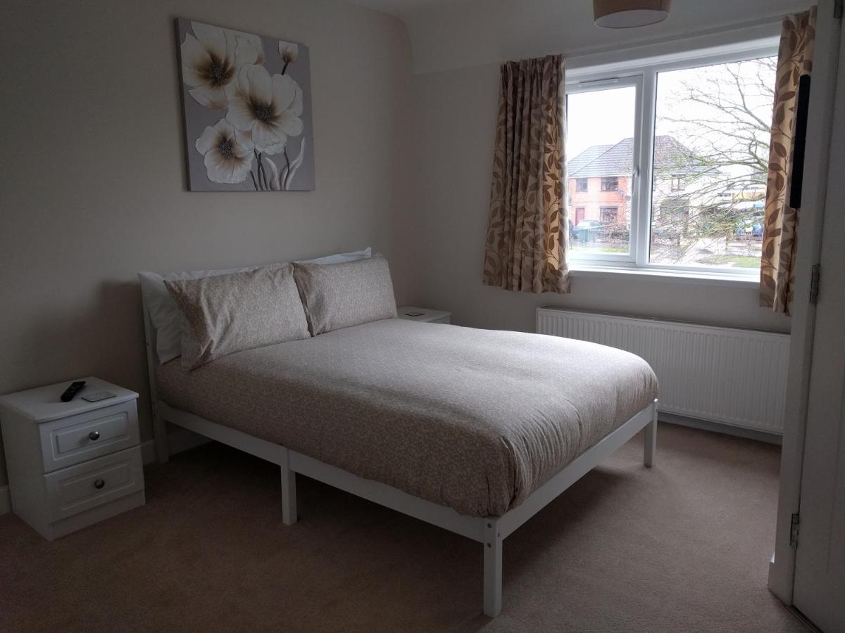 No53 Bed And Breakfast Coventry Dış mekan fotoğraf