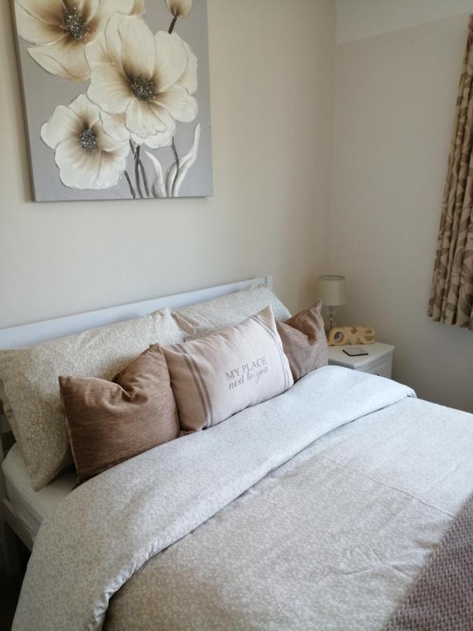 No53 Bed And Breakfast Coventry Dış mekan fotoğraf