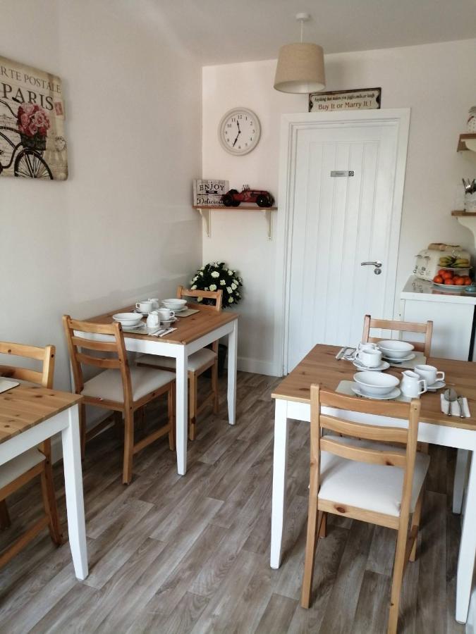 No53 Bed And Breakfast Coventry Dış mekan fotoğraf